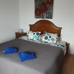 Casita De Gato