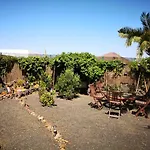 Casita De Gato Tahiche
